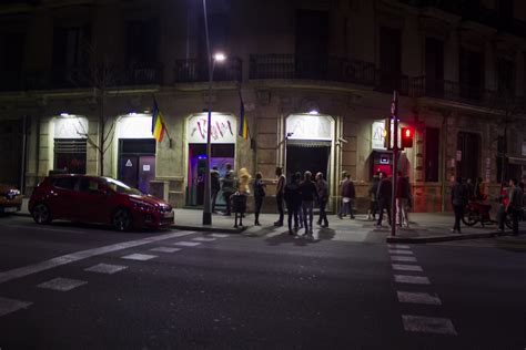 chaperos bcn|Una noche en el gayxample de Barcelona